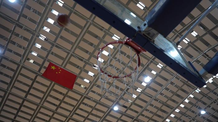 篮球青训营中的体能训练方案有哪些?_2